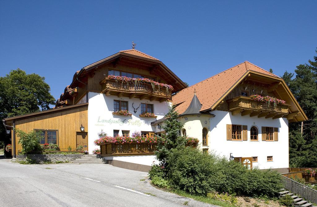 Zum Fally - Landgasthof Kirchberg am Wechsel Exterior foto